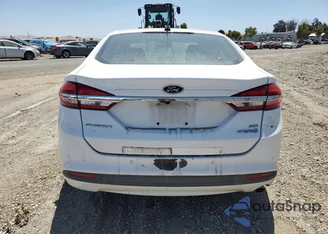 2018 Ford Fusion Se Hybrid z USA, uszkodzony, nr VIN 3FA6P0LU3JR118880